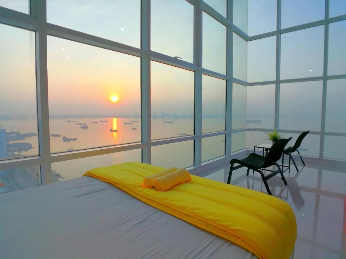 Maritime Suites By Comfy جورج تاون شقة